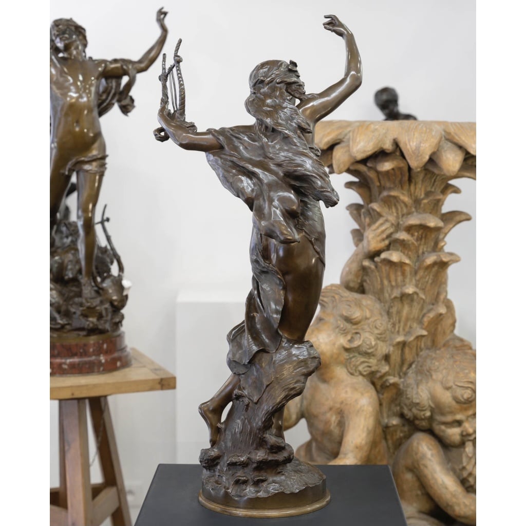 Sculpture – Élégante À La Lyre , Mathurin Moreau (1822-1912) – Bronze | Biron 