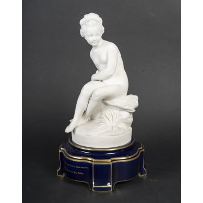 Biscuit de Sèvres sur socle, Psyché
