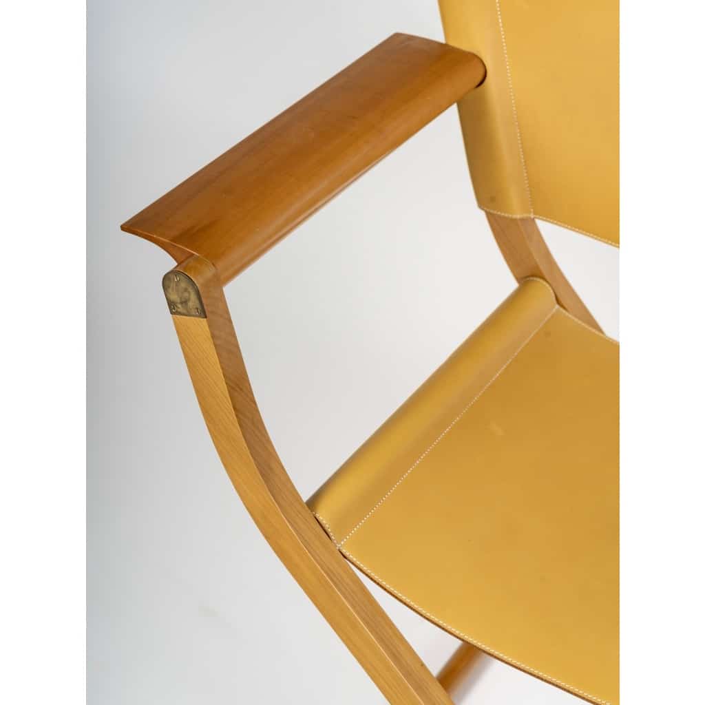 Fauteuil Et Tabouret Pliants « Pippa » Cuir Et Bois de HERMES | Biron 