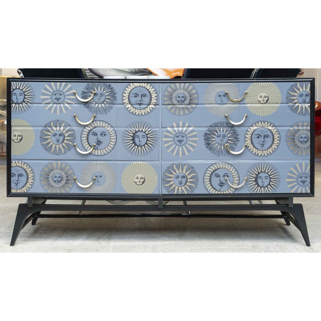 Commode dans le goût de Piero FORNASETTI | Biron 