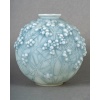 Vase « Druide » verre opalescent patiné bleu de René LALIQUE | Biron 