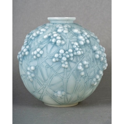 Vase "Druide" verre opalescent patiné bleu de René LALIQUE