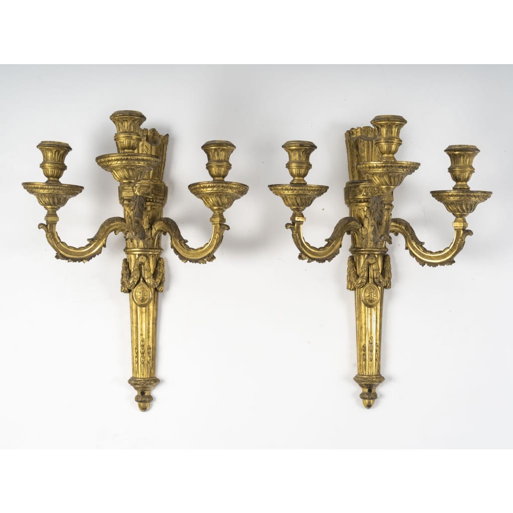 Paire de grandes appliques d’époque Louis XVI. XVIIIe siècle. | Biron 