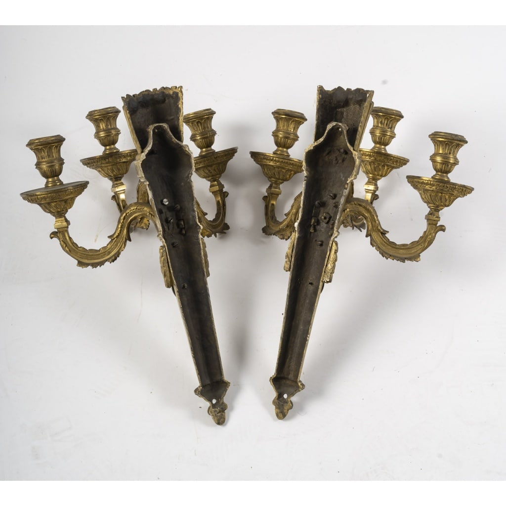 Paire de grandes appliques d’époque Louis XVI. XVIIIe siècle. | Biron 