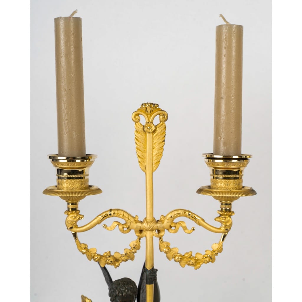 François Louis Savart – Paire de candélabres en bronze à décor d’Amours ailés, époque Empire | Biron 