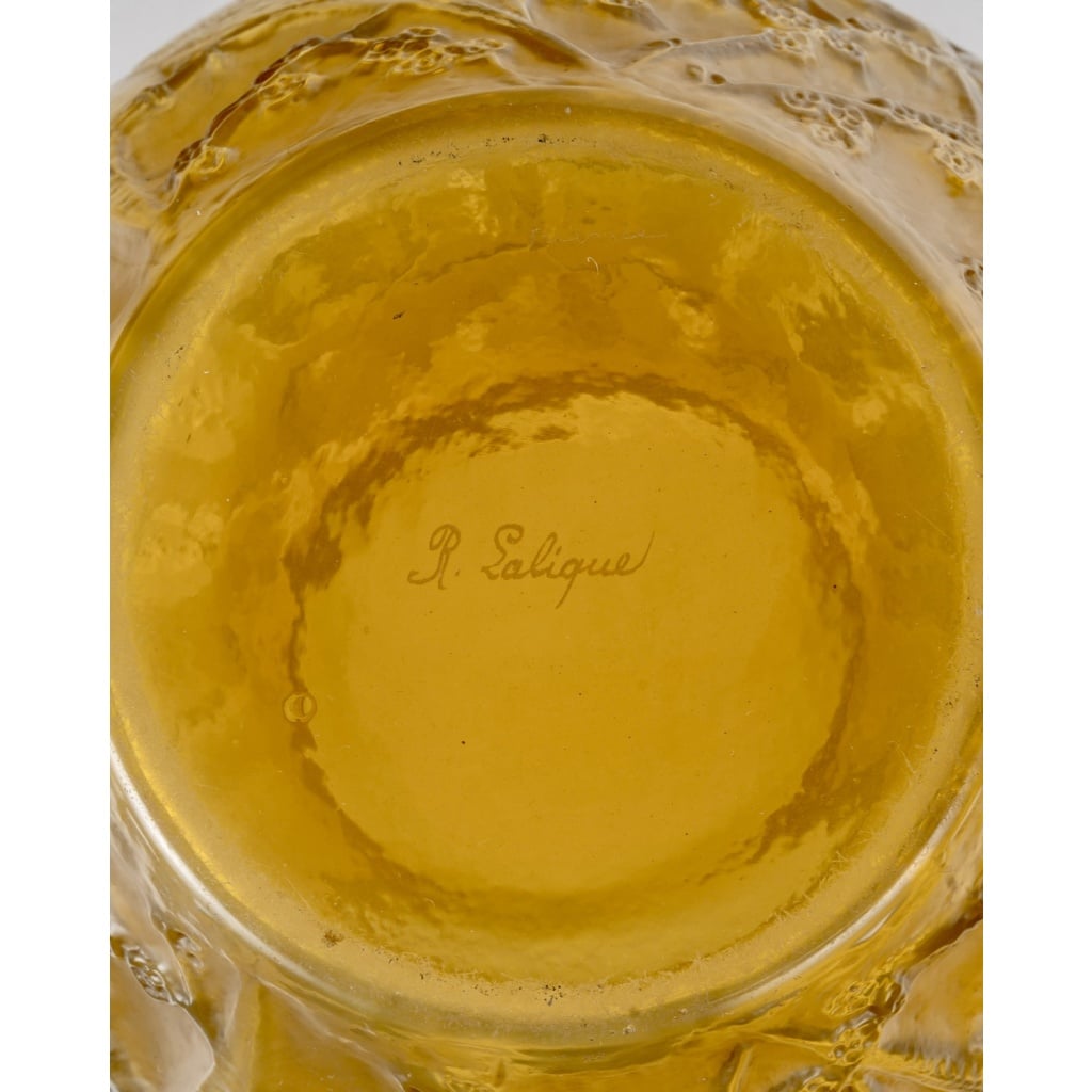 Vase « Perruches » verre butterscotch patiné sépia de René LALIQUE | Biron 