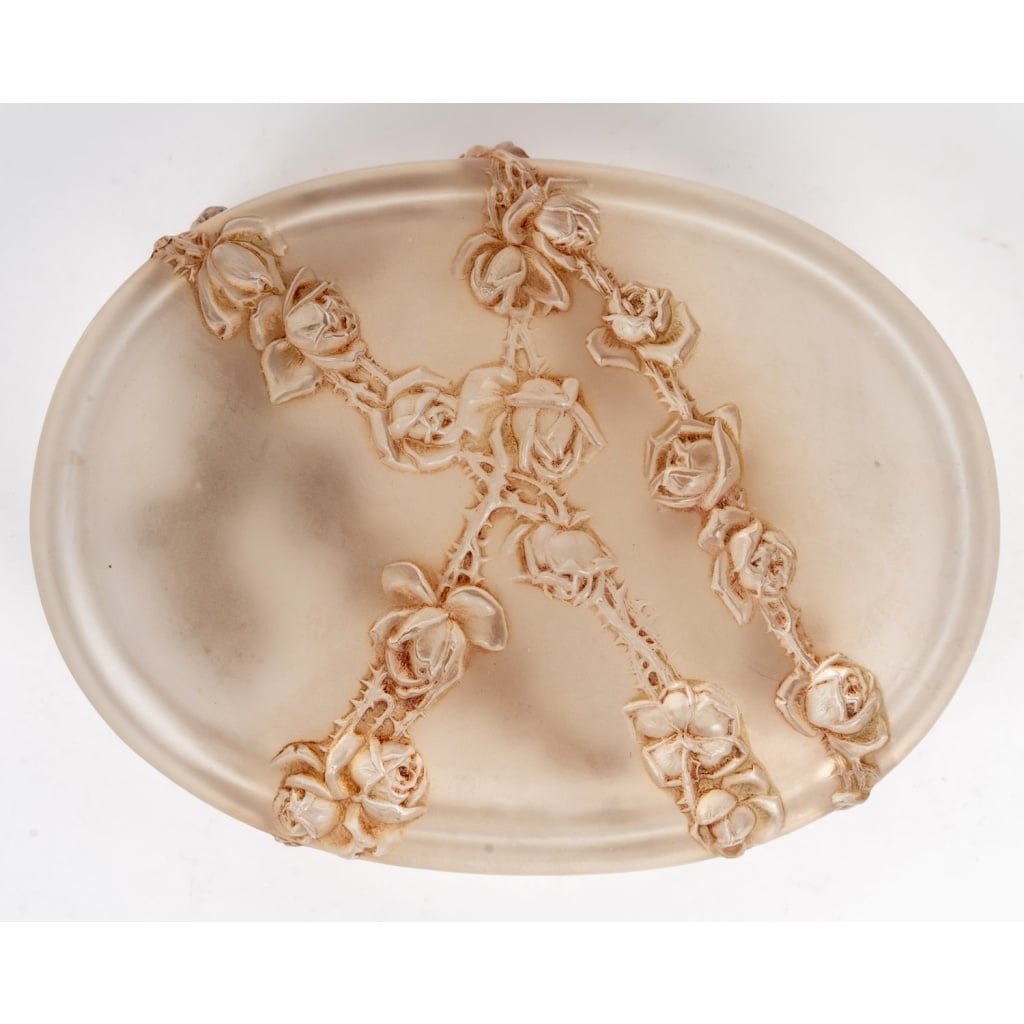 Boîte « Roses en Relief » verre blanc patiné sépia de René LALIQUE | Biron 