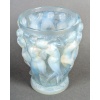 Vase « Bacchantes » verre opalescent patiné bleu de René LALIQUE | Biron 