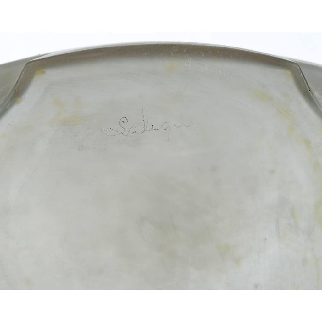 Vase « Deux Moineaux Bavardant » verre blanc patiné gris de René LALIQUE | Biron 