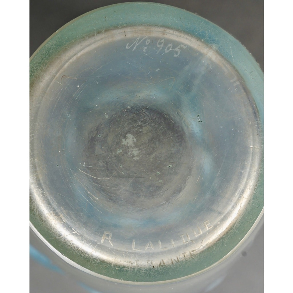 Vase « Ceylan » verre opalescent patiné bleu de René LALIQUE | Biron 