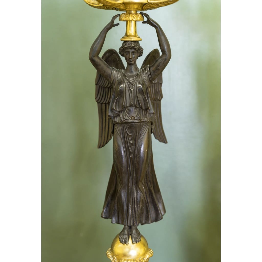 De style Empire en bronze doré, Grande paire de candélabres, circa 1890 | Biron 