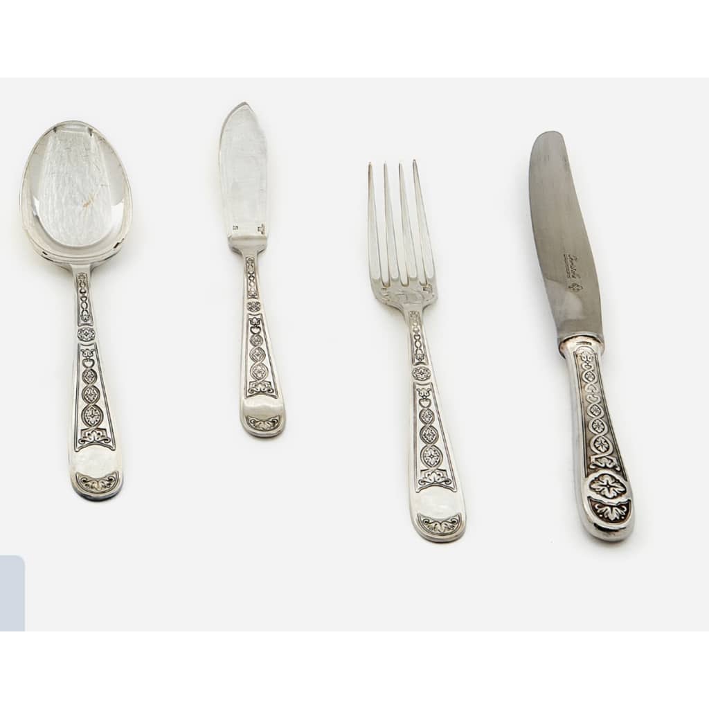 Christofle, Modèle « Villeroy » Ménagère 127 p Métal Argenté | Biron 