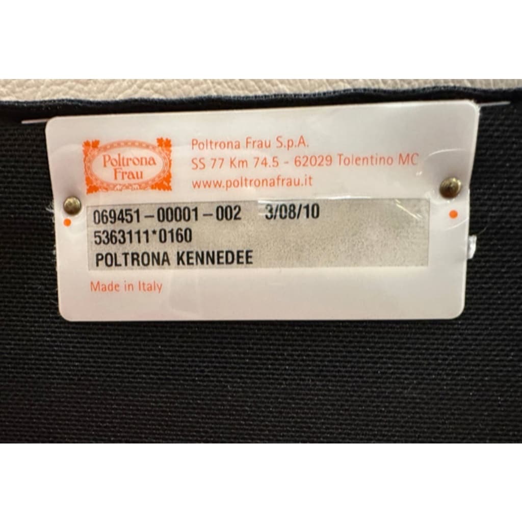 Jean-Marie Massaud pour Poltrona Frau Modèle Ferrari Kennedee, Fauteuil cuir | Biron 