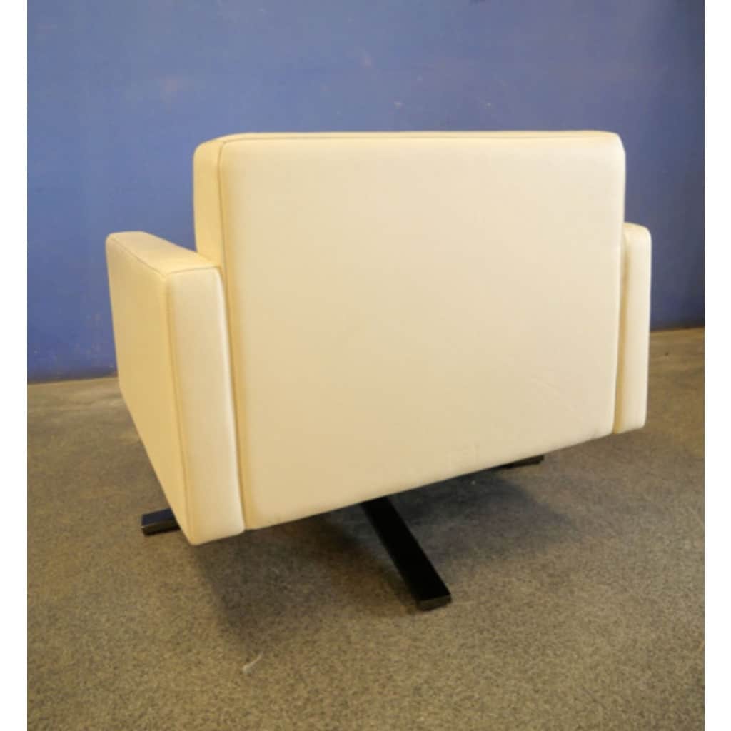 Jean-Marie Massaud pour Poltrona Frau Modèle Ferrari Kennedee, Fauteuil cuir | Biron 