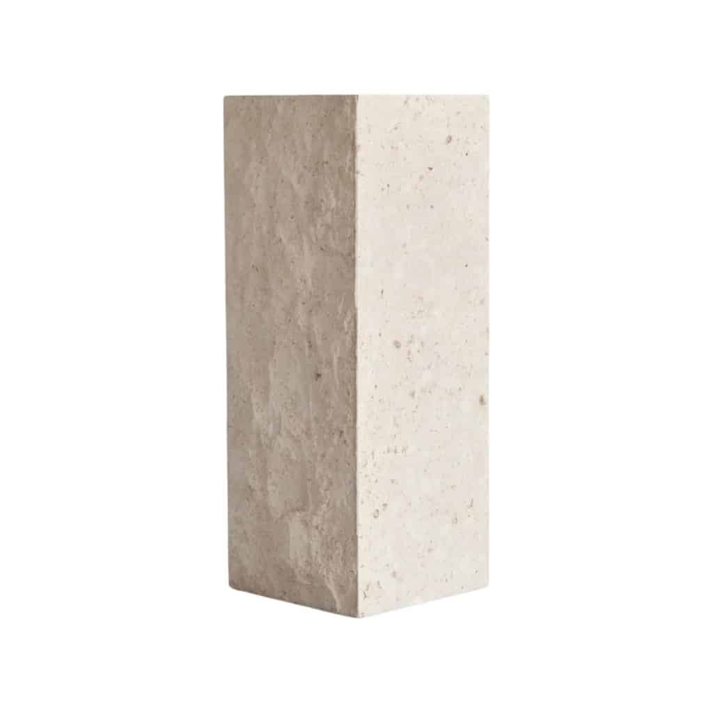 Colonne, gaine en Calcaire, œuvre contemporaine. | Biron 