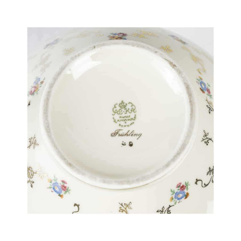 Vase boulle en porcelaine Allemande, XXème siècle. | Biron 