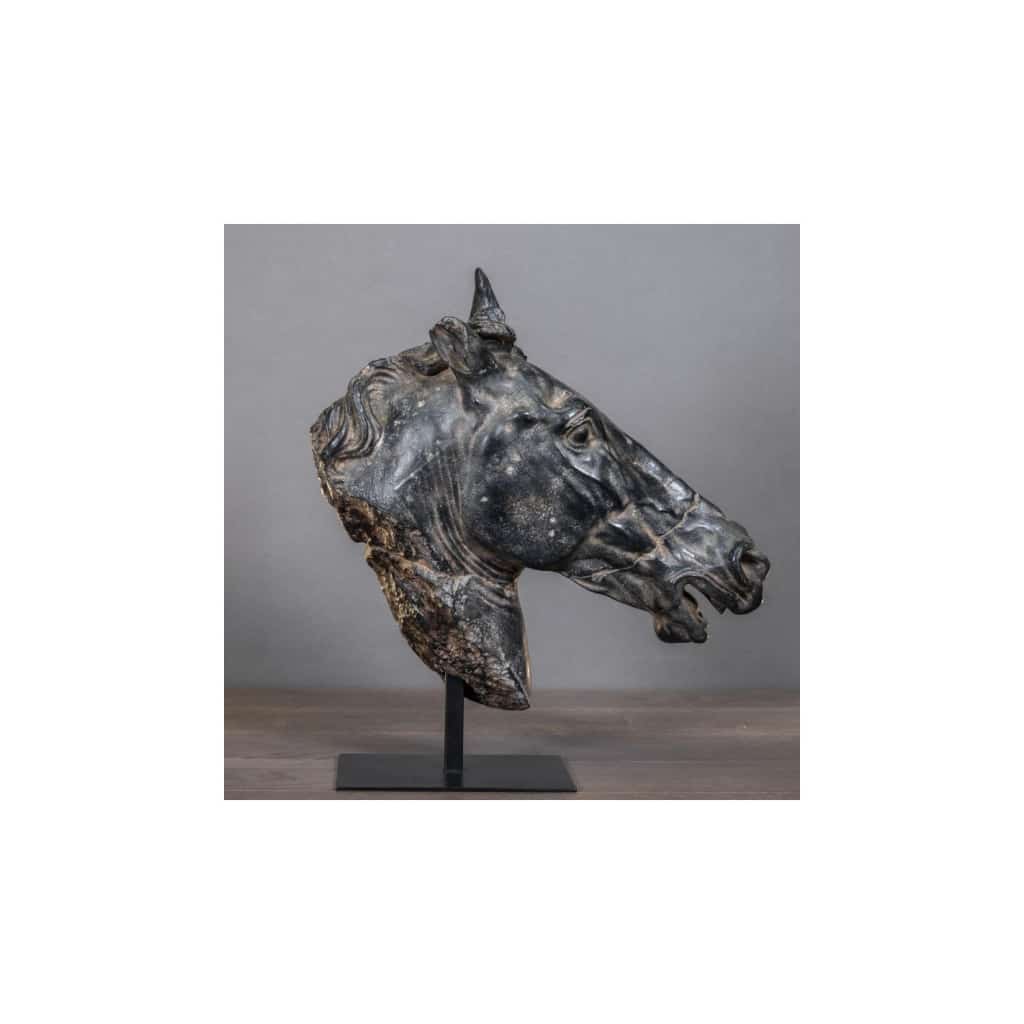 Grande sculpture d’une tête de cheval noir | Biron 