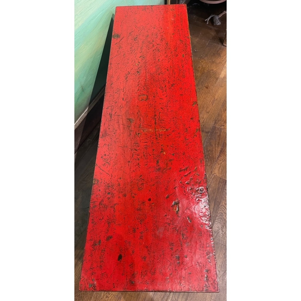 Meuble bas ancien chinois laqué rouge | Biron 