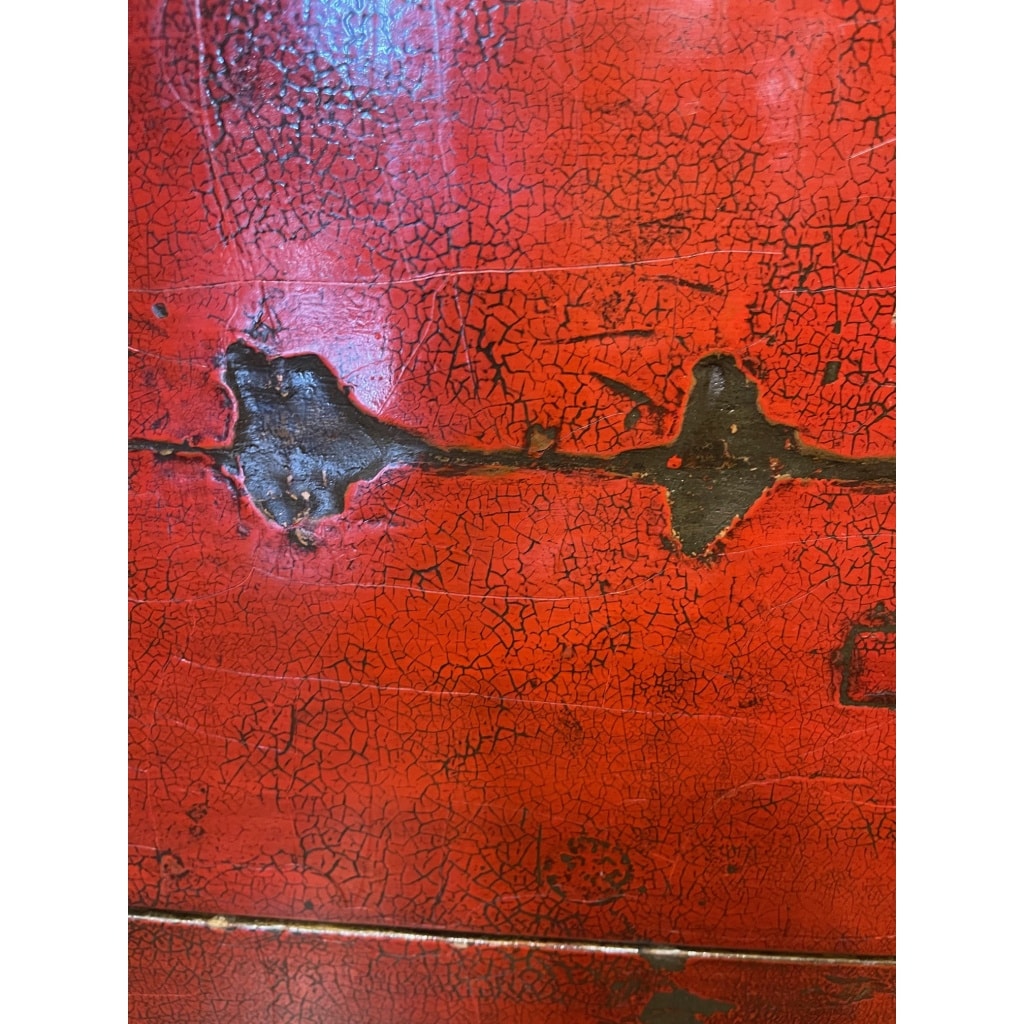 Meuble bas ancien chinois laqué rouge | Biron 