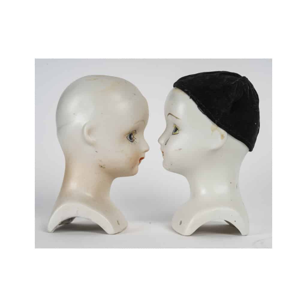 Paire de têtes de poupée en porcelaine, 1960. | Biron 