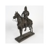 Sculpture en bronze représentant un chef gaulois, signé FREMIET. | Biron 