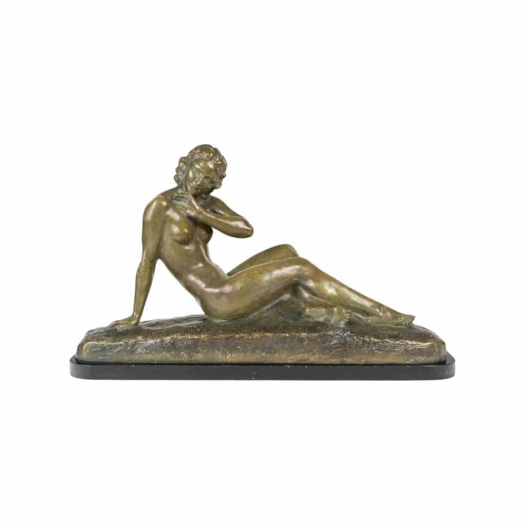 Sculpture en bronze représentant une femme nue, signé Cipriani, début du XXème siècle. | Biron 