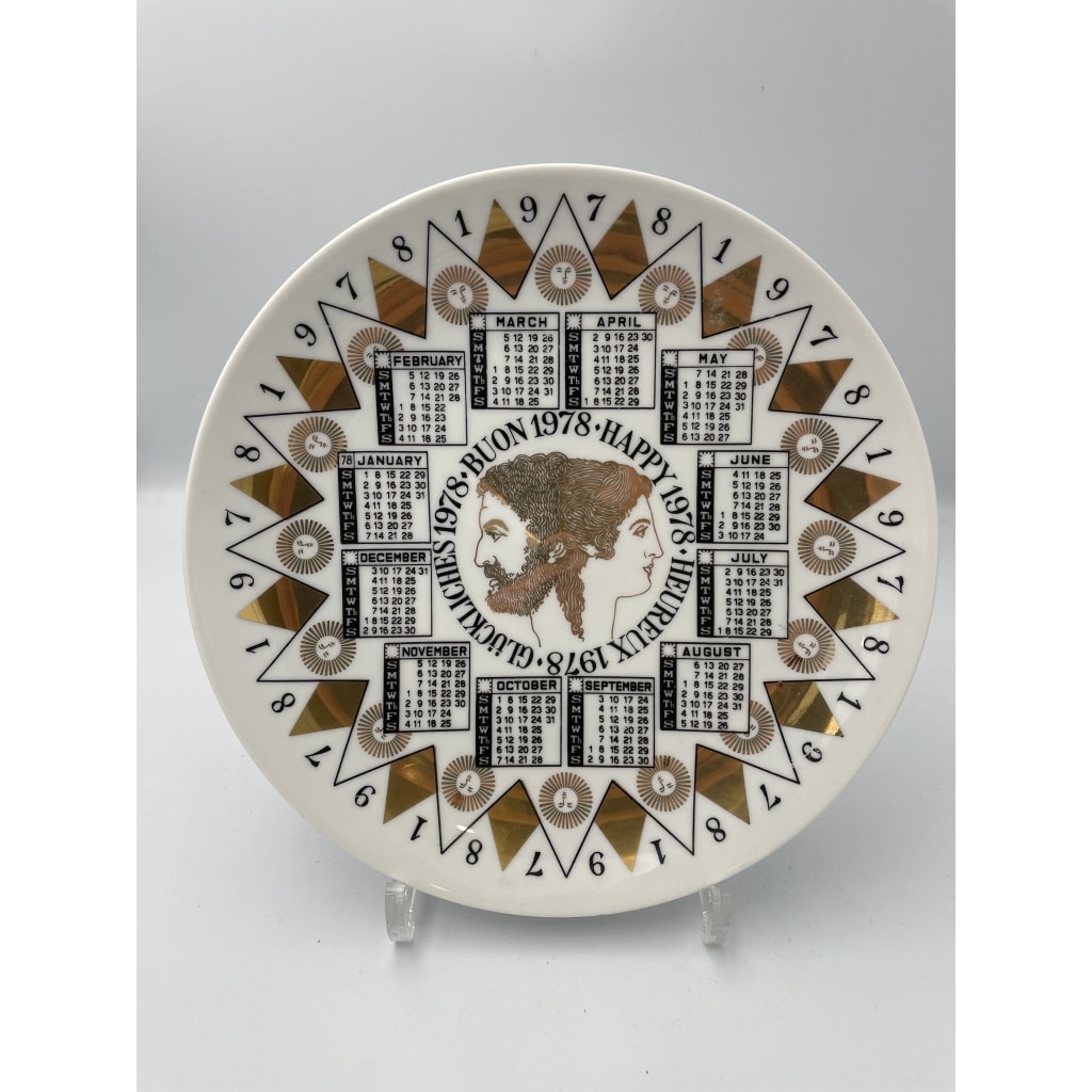 Suite de onze assiettes de la série Calendario par Piero FORNASETTI | Biron 