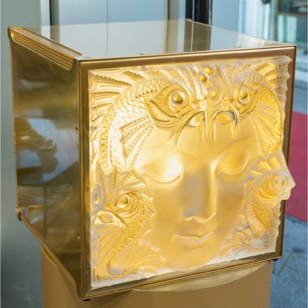 Cube Décoratif « Masque de Femme » | Biron 