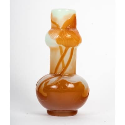 Émile GALLÉ (1846-1904) Vase dit « Verrerie de Pékin »