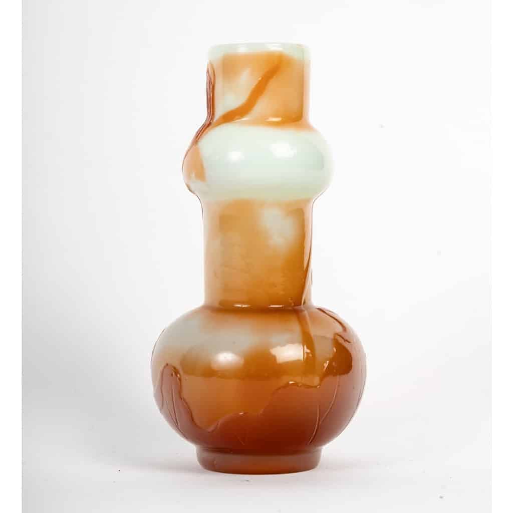 Émile GALLÉ (1846-1904) Vase dit « Verrerie de Pékin » | Biron 