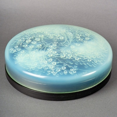 Boîte "Muguet" verre peppermint vert opalescent de René LALIQUE