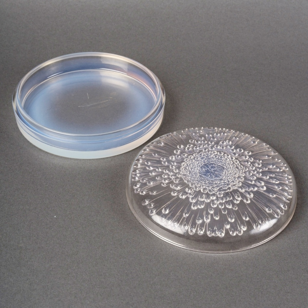 Boîte « Tokyo » verre opalescent de René LALIQUE | Biron 