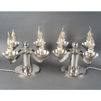 Paire de Candélabres Art Déco Moderniste métal argenté martelé de Jean DESPRES