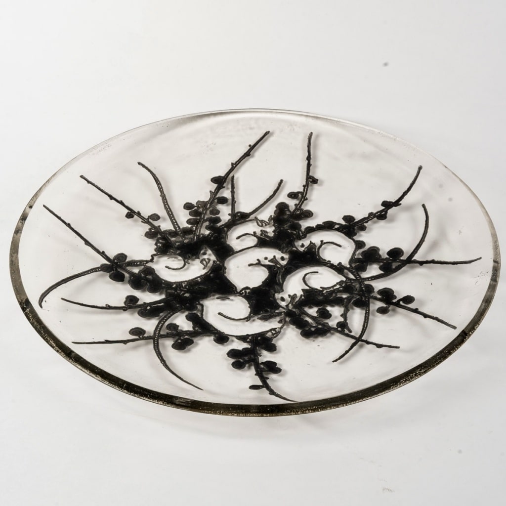 Assiette Décorative « Souris » verre blanc émaillé noir de René LALIQUE | Biron 
