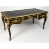 Bureau plat style Louis XV en bois de placage et bronzes dorés | Biron 