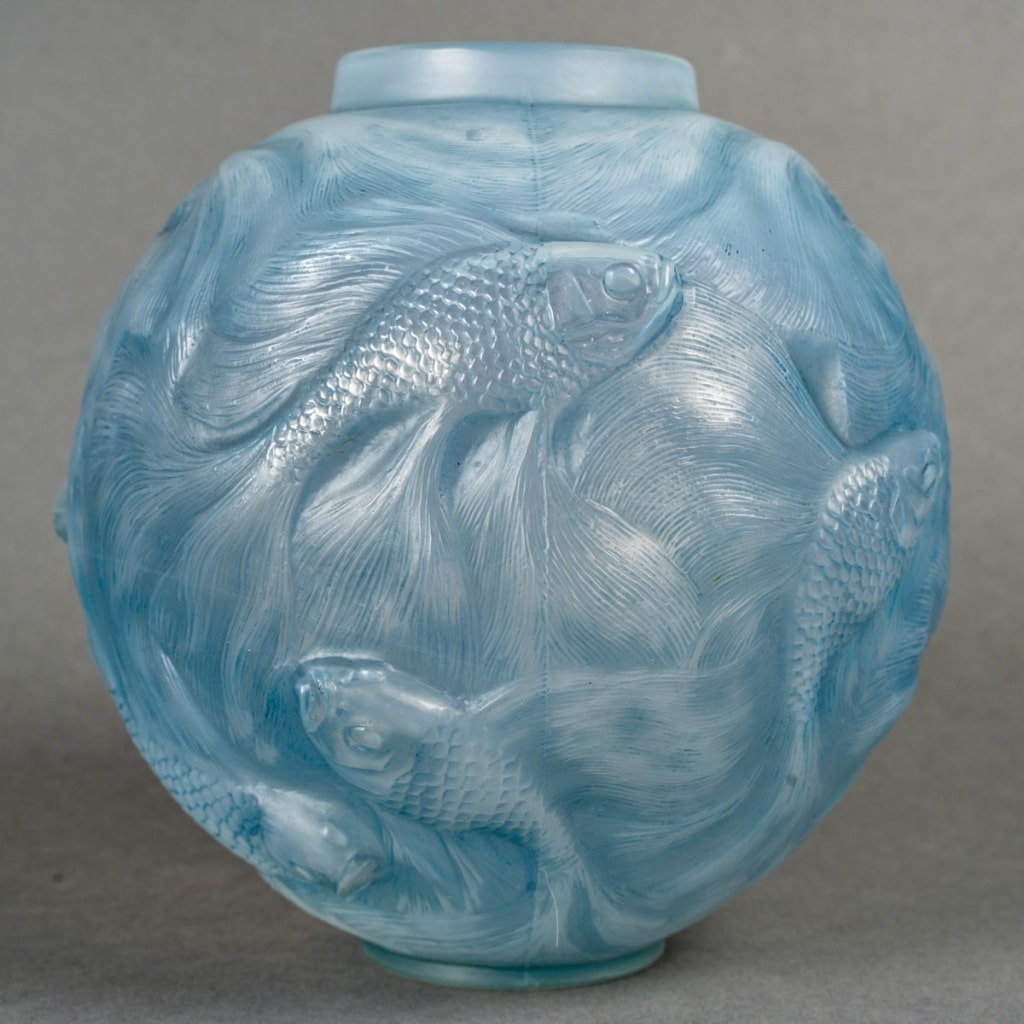 Vase « Formose » verre opalescent patiné bleu de René LALIQUE | Biron 