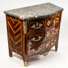 Commode d’époque Louis XV en Satiné, Bois de Rose et Bois Violette estampillée de Bon Durand | Biron 