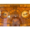 Commode du Dauphiné à marqueterie de cœurs d’époque Louis XIV vers 1700-1710 | Biron 
