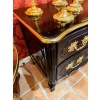 Commode Provençale d’époque Louis XV en noyer laqué sculpté d’une coquille et de branches d’olivier | Biron 