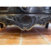 Commode Provençale d’époque Louis XV en noyer laqué sculpté d’une coquille et de branches d’olivier | Biron 
