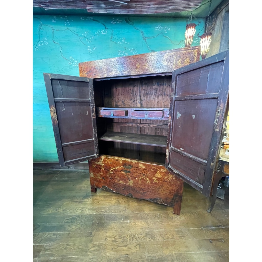 Armoire ancienne chinoise | Biron 