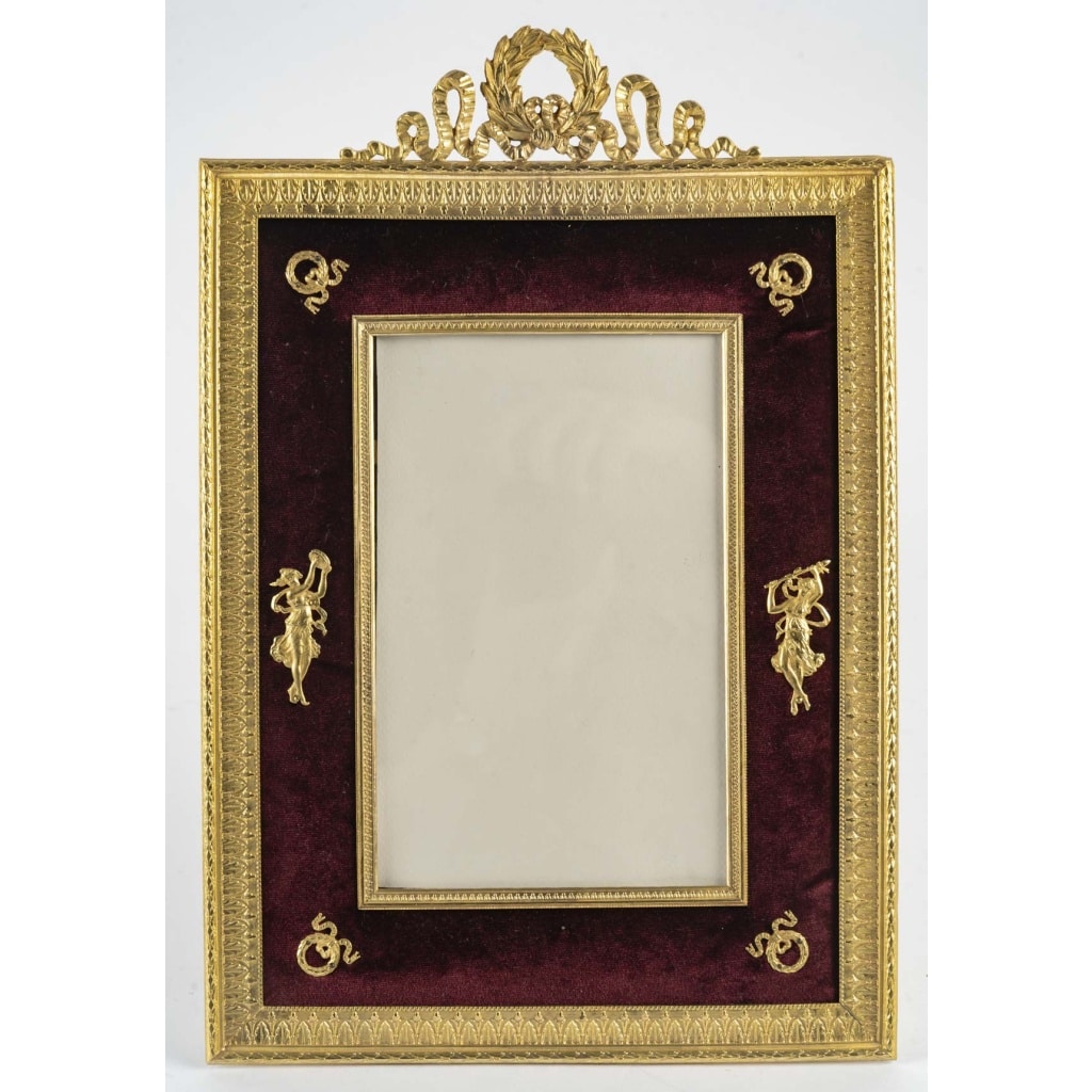 Cadre en bronze doré et velours bordeaux – Napoléon III, XIXe siècle | Biron 