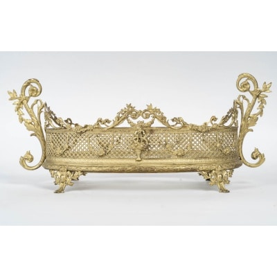 Coupe ovale en laiton doré et verre taillé – Style Louis XV