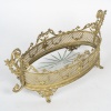 Coupe ovale en laiton doré et verre taillé – Style Louis XV | Biron 