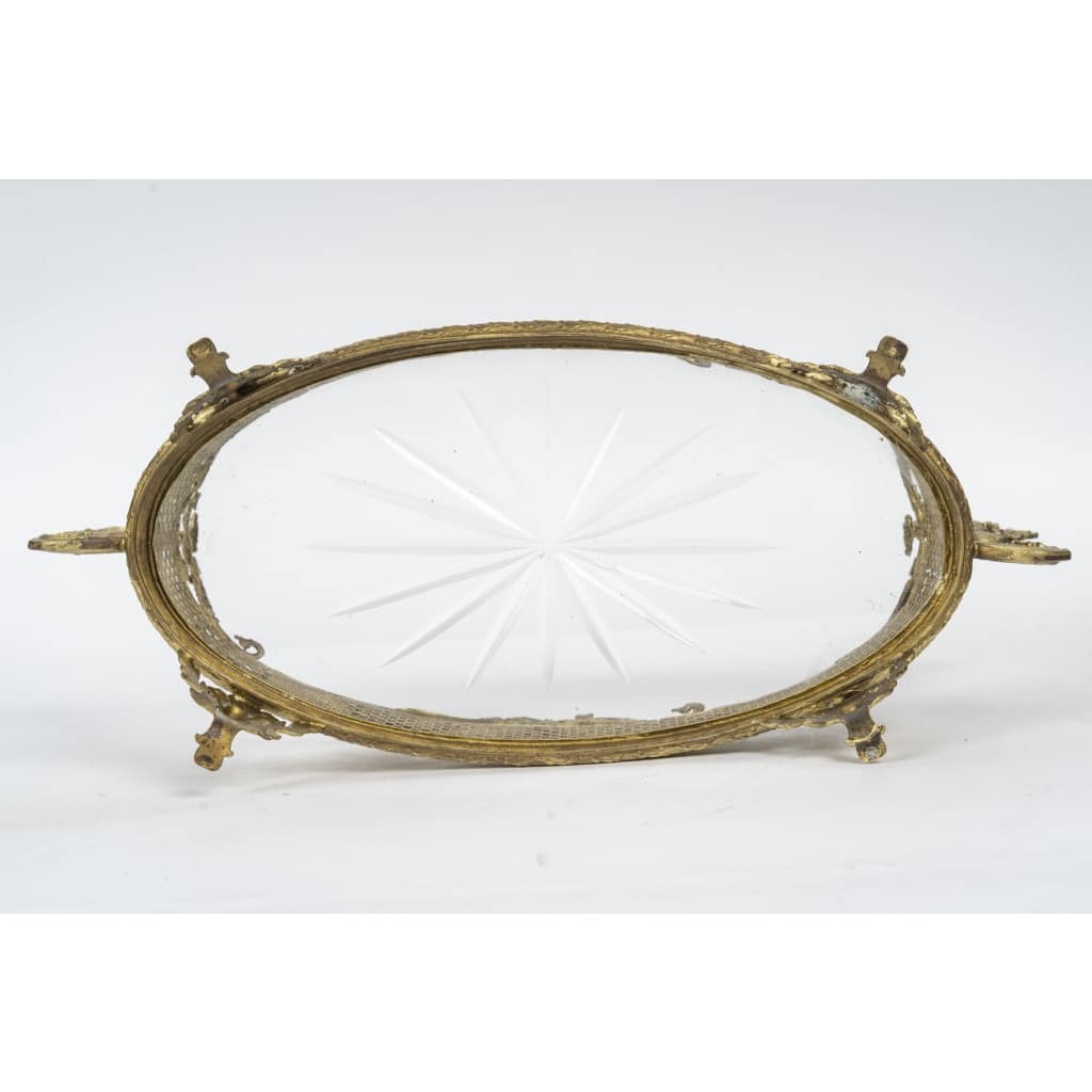 Coupe ovale en laiton doré et verre taillé – Style Louis XV | Biron 