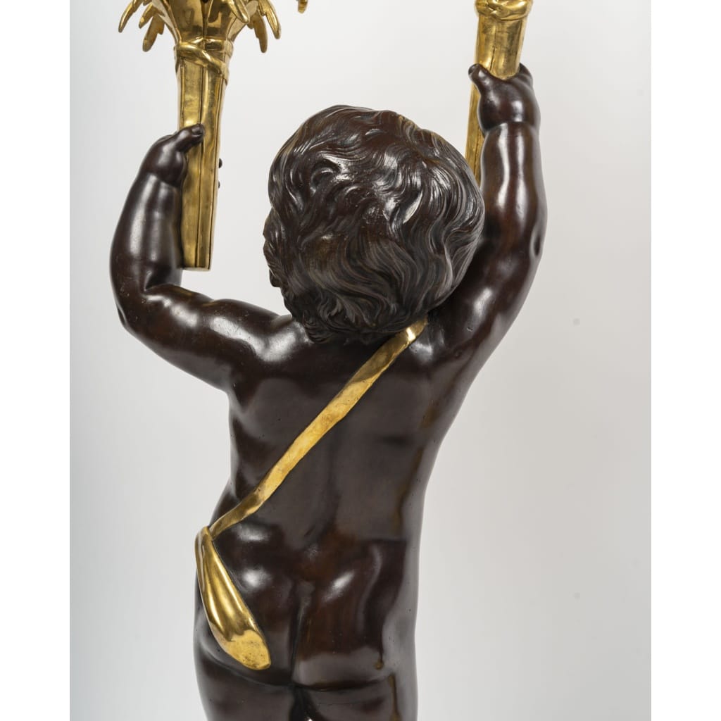 Exceptionnelle paire de grands candélabres Napoléon III en bronze patiné et bronze doré, époque XIXe siècle | Biron 