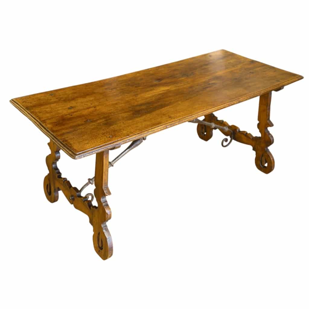 Grande table espagnole en noyer du 18ème siècle | Biron 