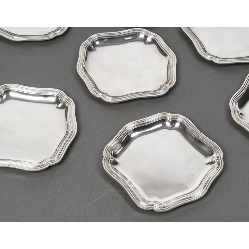 Bloch Eschwege – 12 plats en argent massif, Louis XV début XXe | Biron 