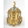 Un important coffret à bijoux en bronze doré et porcelaine, fin XIXè siècle | Biron 