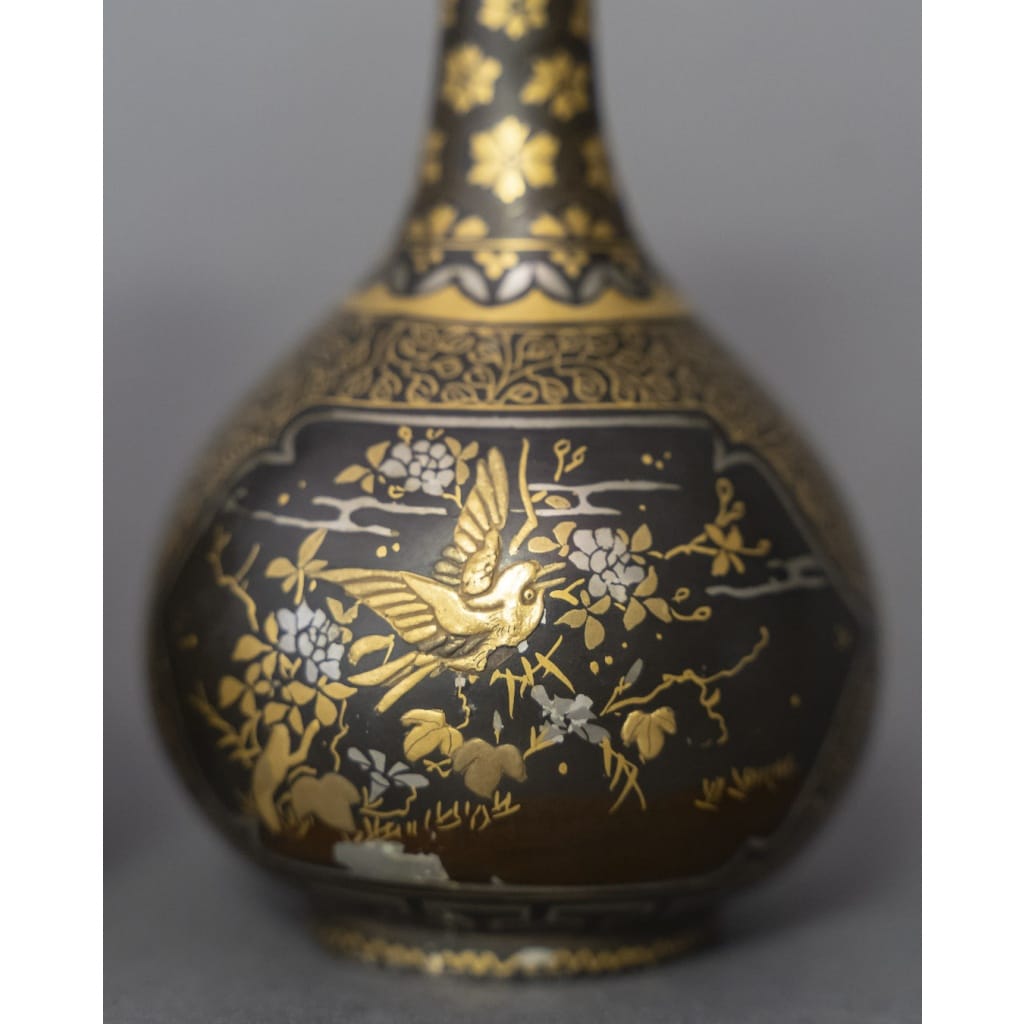 Paire de vases japonais en bronze en Nuno-me-zô-gan | Biron 